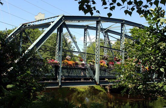 Old Drake Hill Flower Bridge